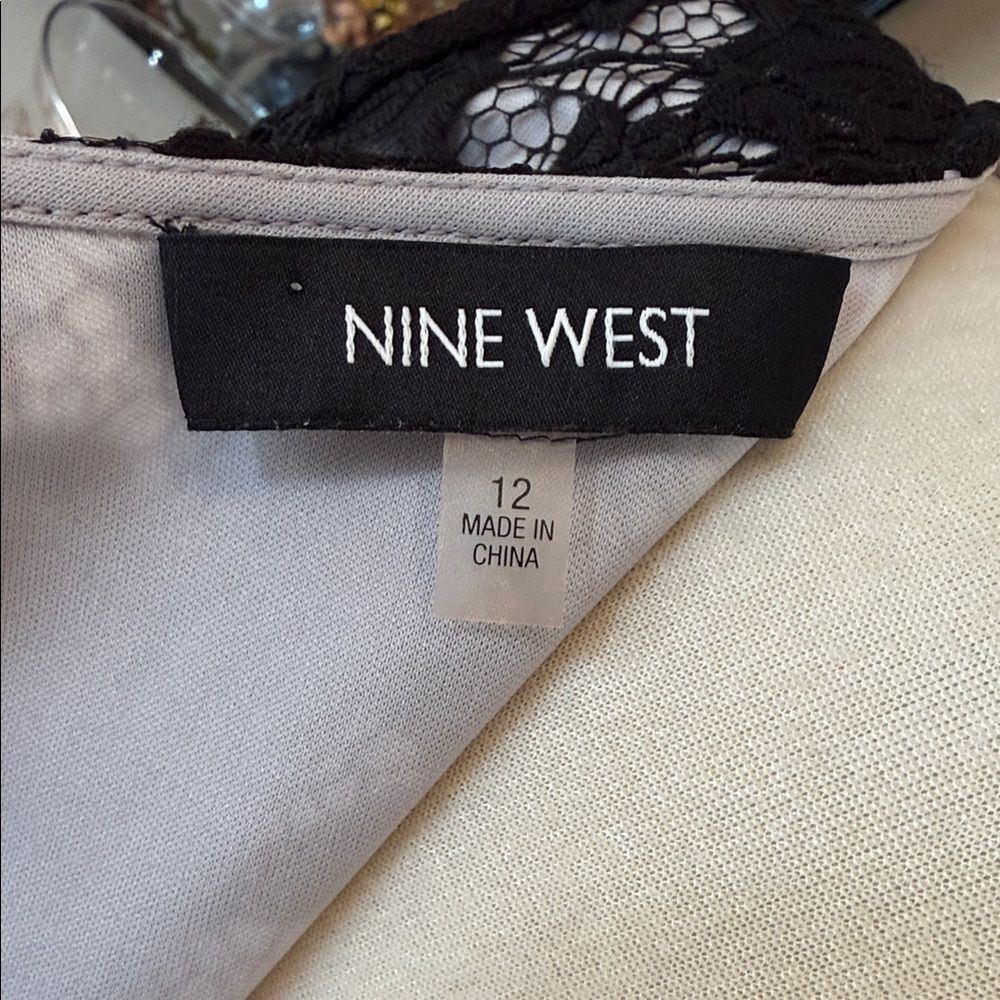 Nine West Black Lace sheer Sheath Dress 3/4 Sleeve Lined Stretch Women’s Size 12 - Picture 2 of 10